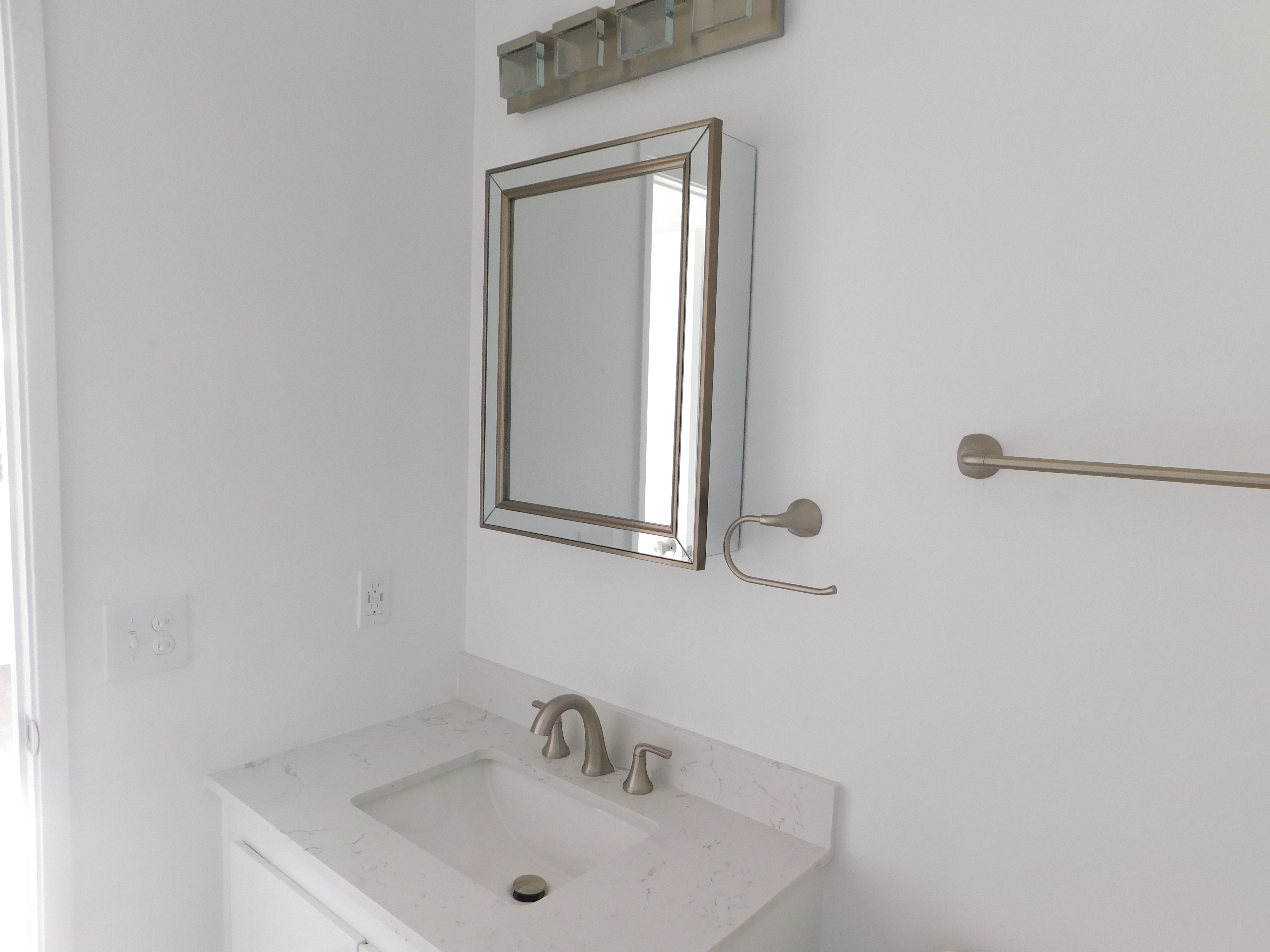 1510 Eucalyptus Hill Rd #B5, Santa Barbara, 1 Bedroom Bedrooms, 0 ,1 BathroomBathrooms,Apartment,For Rent,Eucalyptus Hill Rd #B5,0,1052